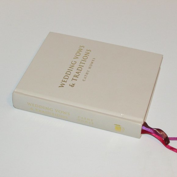 Wedding Vows & Traditions Cathy Howes 2005 Engagement Anniversary Bridal Book - Picture 3 of 8